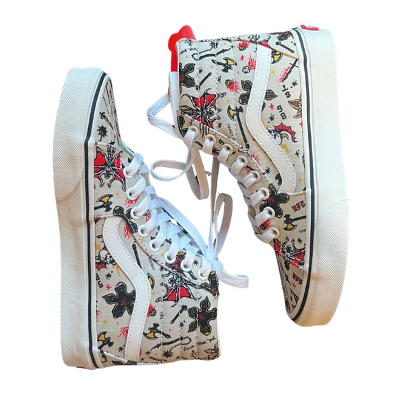 VANS Stranger Things Hi Top Womens Size 6 - Picture 5 of 12